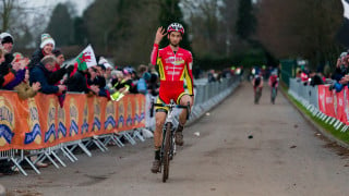 Ian Field and Helen Wyman crowned British cyclo-cross champions
