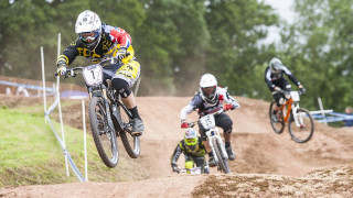 Curd and Beaumont continue Schwalbe British 4X Series dominance at Redhill