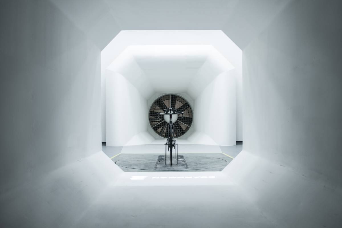 Halfords donates world leading wind tunnel facility to British Cycling