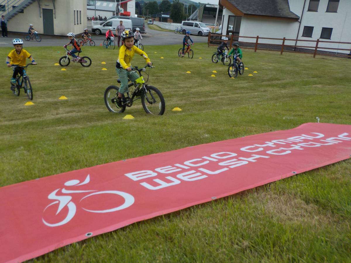 we ride 4 cycling club