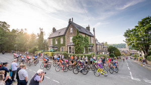 Reece Wood and Megan Barker winners of Ilkley men&amp;rsquo;s and women&amp;rsquo;s Grand Prix