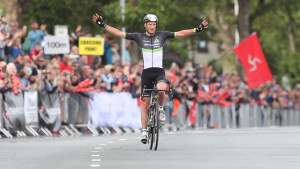 Cummings completes double as Deignan wins fourth title at 2017 HSBC UK | National Road Championships