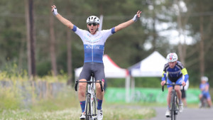 Bjergfelt and Graham celebrate National Para-cycling Road Championship titles