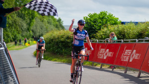 Smith outsprints Shackley to take Junior Women&amp;rsquo;s Road Series win