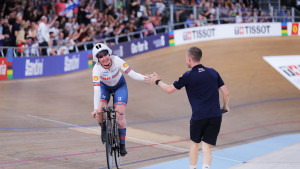 Archibald reclaims crown as Graham entertains on Day Three of World Champs