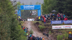 Scots Parton, Gale and Kenyon impress as UCI MB World Cup returns to the Fort