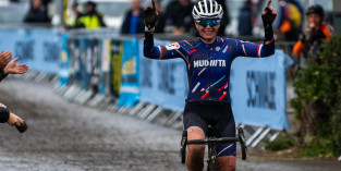 Nikki Brammeier and Thomas Mein battle muddy conditions to take National Trophy Series wins