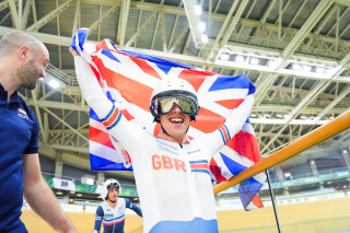 Archie Atkinson wins the C4 men's individual pursuit at the 2024 UCI Para-cycling Track World Championshps