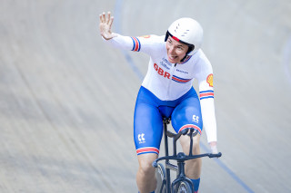 Sarah Storey takes her 16th para-cycling world title