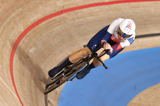 Dame Sarah Storey rounding the corner at Tokyo Paralympics 2020 - 25/08/2021 - Track Cycling at the Izu Velodrome, Izu, Japan - Women's C5 3000m Individual Pursuit Great Britain