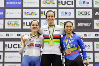 Daphne Schrager on the women's C2 omnium podium