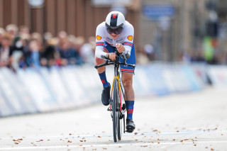 Matt Robertson in the men's C2 TT at the 2024 Para-cycling road world championships