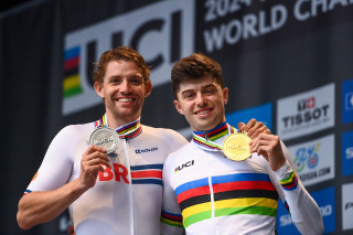 Ben Watson and Fin Graham on the men's C3 road race podium at the Cat Ferguson wins the junior women's RR at the 2024 para-cycling road world championsips