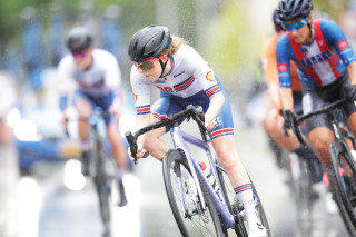 Daphne Schrager in the women's C2 road race at the 2024 UCI para-cycling world championships