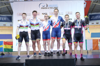 Tandem Podium