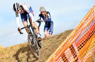 Millie Couzens at the 2020 UCI Cyclo-Cross World Championships.