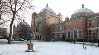 The University of Birmingham, UK, in the snow. Image: Wikipedia Commons