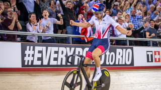 Jon Dibben becomes points race world champion at the 2016 UCI Track Cycling World Championships