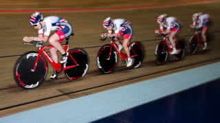 women's pursuit practice