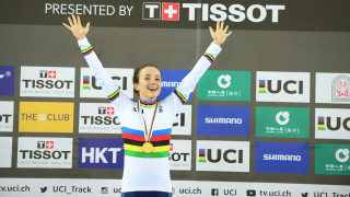 Elinor Barker on the podium after winning the points race world title
