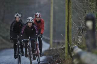 warm feet winter cycling