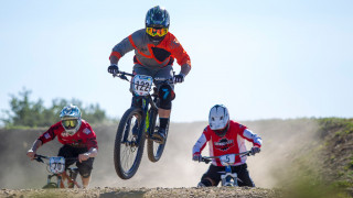 Action from round four on Saturday in dry, dusty and grippy conditions.