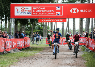 Tom Pidcock wins the 2019 HSBC UK | National Cross Country senior title.