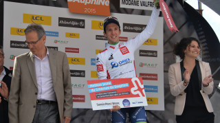 Simon Yates takes the young riders' jersey at the 2015 Criterium du Dauphine.