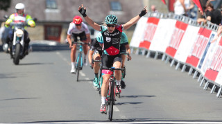 Julie Erskine wins the Curlew Cup, round five of the HSBC UK | National Women's Road Series
