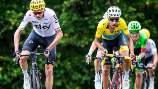 Chris Froome and Fabio Aru at the 2017 Tour de France 