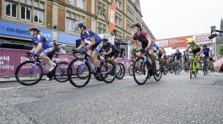 Women's Race start at the 2017 National Circuit Championships in Sheffield.