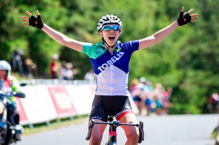 Sophie Wright wins the final stage of the 2018 Alexandra Tour of the Reservoir.