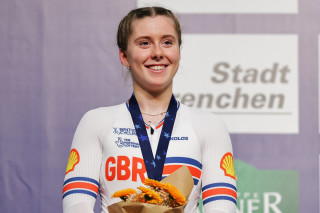 Emma Finucane wins keirin silver at the 2023 European track championships in Grenchen