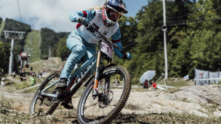 Atherton takes historic sixth World Cup title after victory at La Bresse