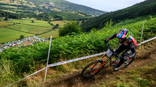 Harnden and Walker battle thunderstorms to take National Downhill Series wins in round three