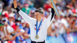 12 cycling heroes recognised in New Year Honours List