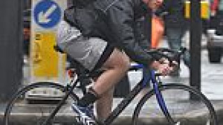 Daily Commuting Tip: Heads Up or Heads Down?