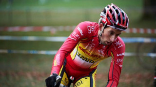 Cyclo-Cross champion gives tips to Go-Ride cyclists at a Rider Development Session