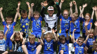 Fleeman Presents Lichfield Prizes