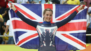 Becky James wins silver for Team GB in the Keirin