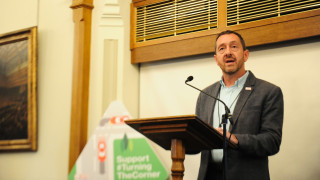Made to move: Chris Boardman presents walking and cycling report to MPs