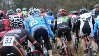 &#039;Cross: Lewis Takes Winter League R2