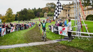 Cross: Oldham surges to victory at Alexandra Palace