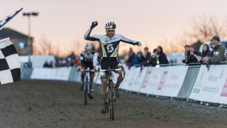 Marcel Wildhaber and Katie Compton win at National Trophy Series