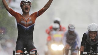 Lizzie Armitstead opens Team GB&#039;s account with silver in women&#039;s Olympic road race