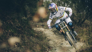 Hart and Atherton win at round one of British Cycling MTB Downhill Series