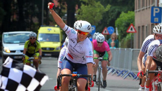 Turnham and Hall on course for para-cycling world championship title bid