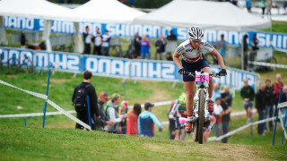 Alice Barnes breaks top five at round three of UCI Mountain Bike World Cup cross-country