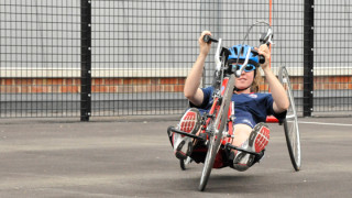 British Cycling hosts para-cycling session in Tameside