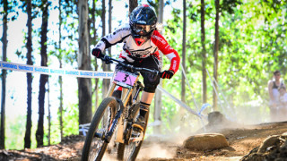 Britain&#039;s Carpenter and Bryceland lead UCI Mountain Bike Downhill World Cup after Windham round